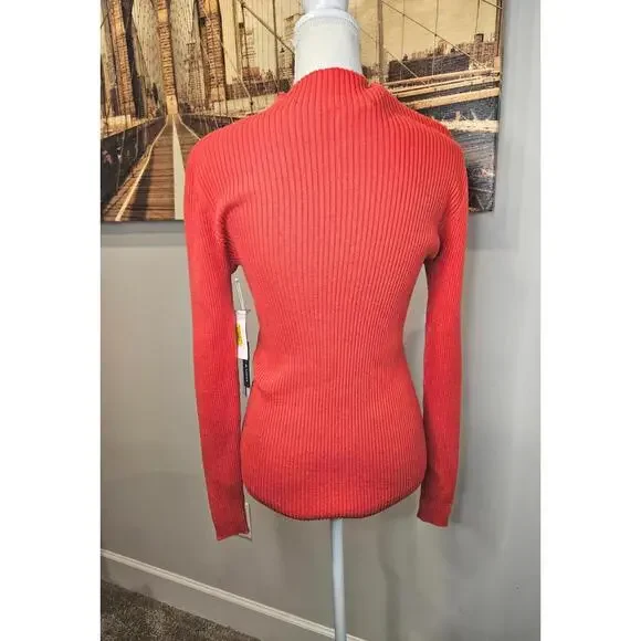 Nwt Court & Rowe Ribbed Button Sweater in Vibrant Red - Picture 3 of 6